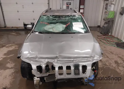 2020 Jeep Cherokee Latitude 4X4 z USA, uszkodzony, nr VIN 1C4PJMCBXLD639791